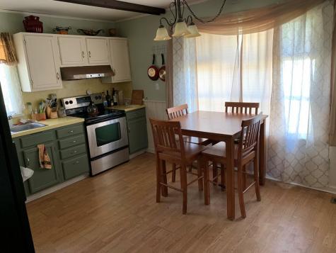 9 Mcintosh Drive Peru NY 12972