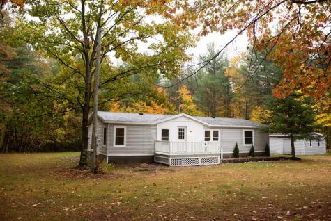 650 Shingle Street Morrisonville NY 12962