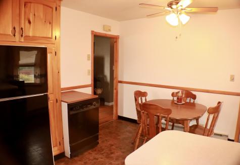 30 Mcintosh Drive Peru NY 12972