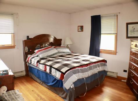 30 Mcintosh Drive Peru NY 12972