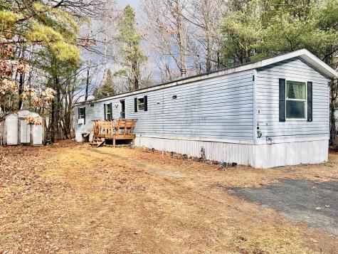 8 Oakland Drive Plattsburgh NY 12901