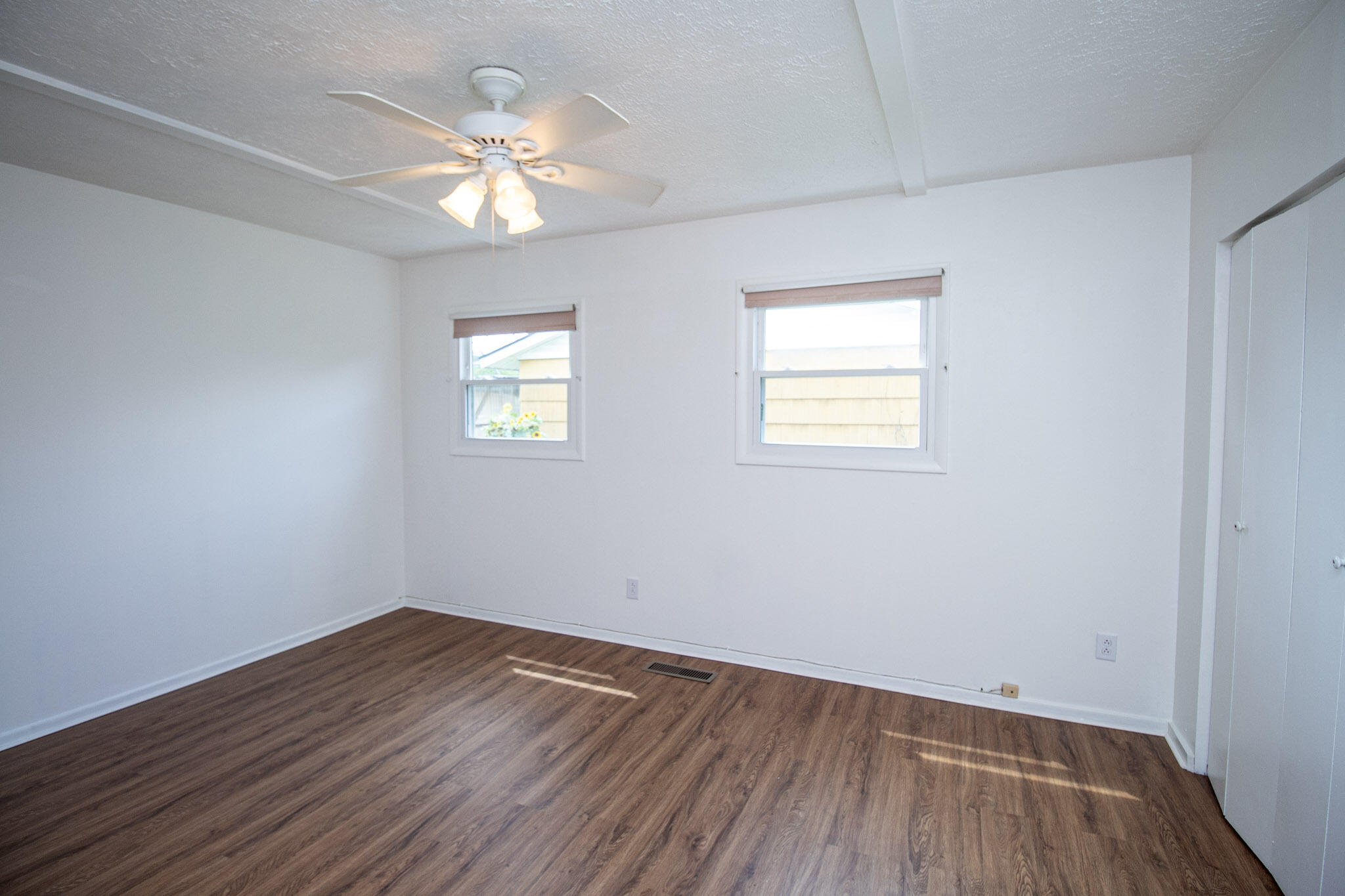 20 Tioga Lane Plattsburgh NY 12901