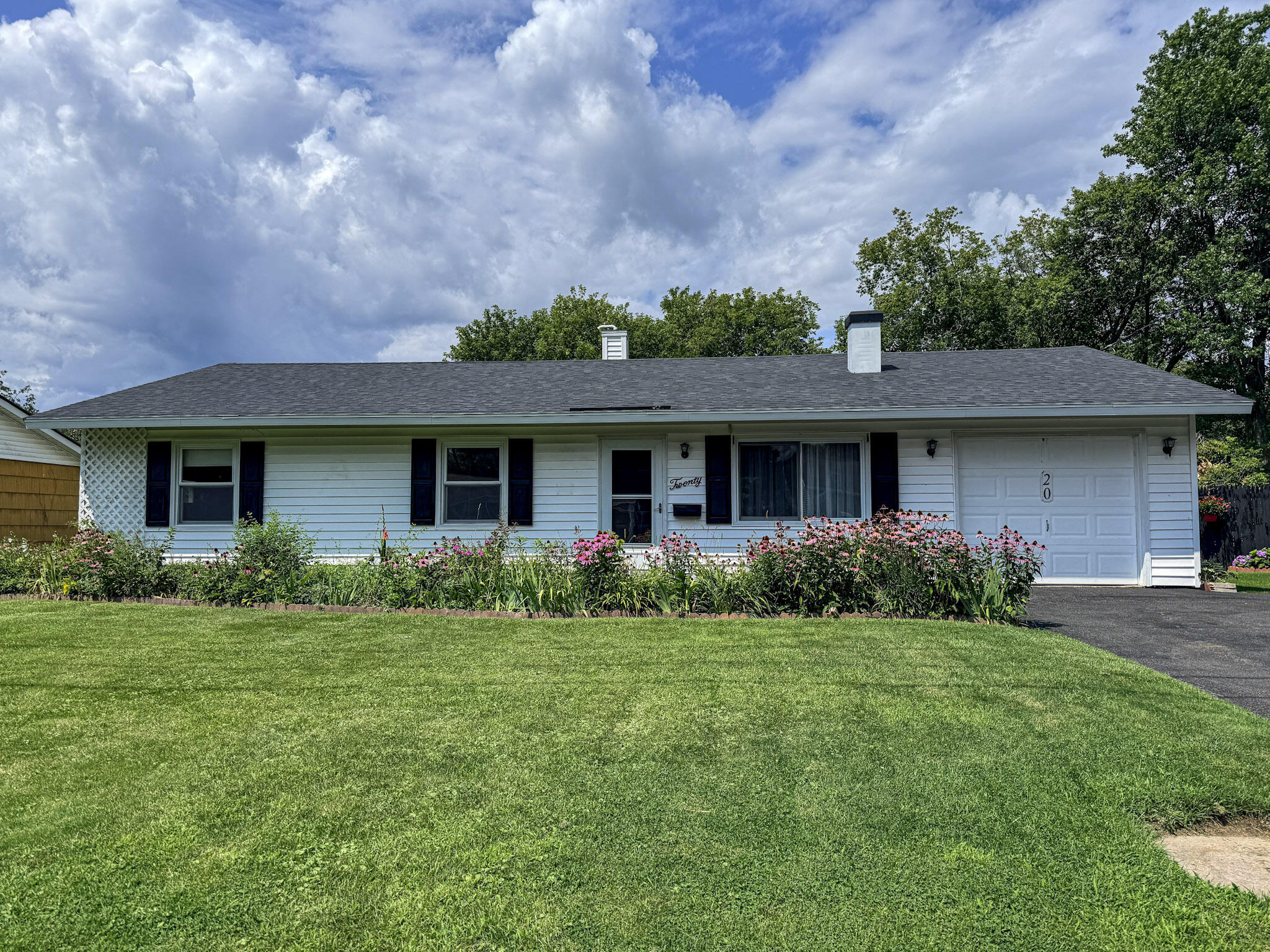 20 Tioga Lane Plattsburgh NY 12901