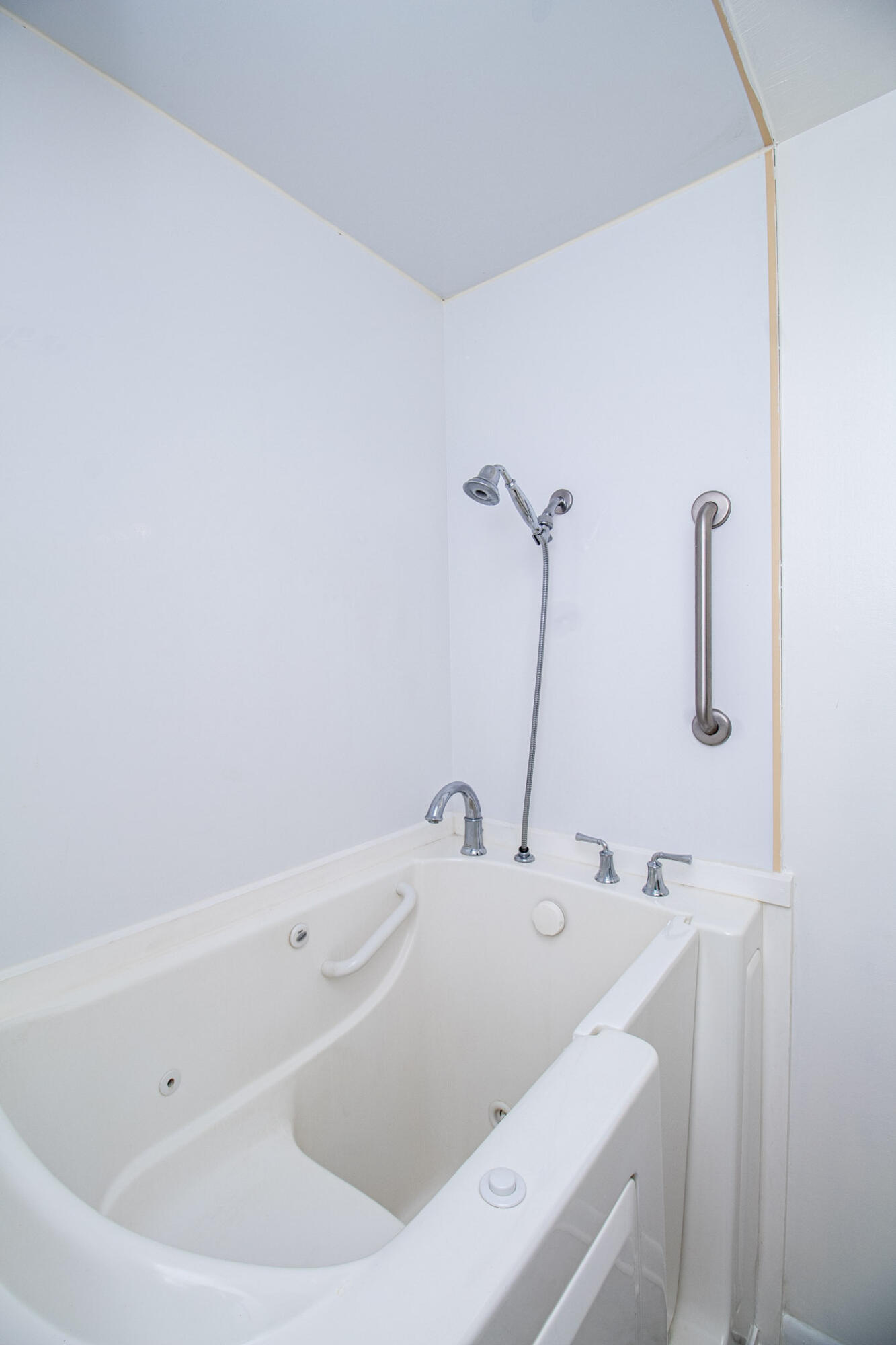 20 Tioga Lane Plattsburgh NY 12901