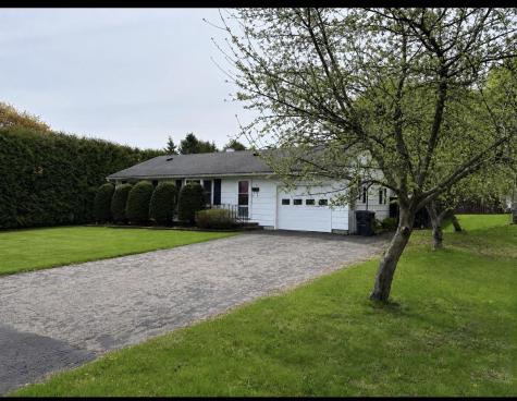 11 Holland Avenue Plattsburgh NY 12901