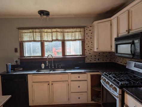 7707 Nys Route 9n Elizabethtown NY 12932