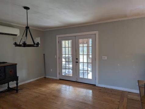 7707 Nys Route 9n Elizabethtown NY 12932