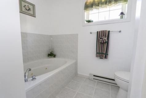 25 Priscilla Lane Rouses Point NY 12979