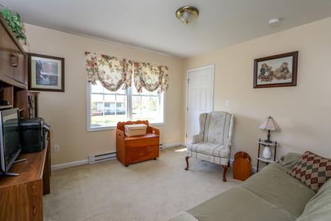 25 Priscilla Lane Rouses Point NY 12979