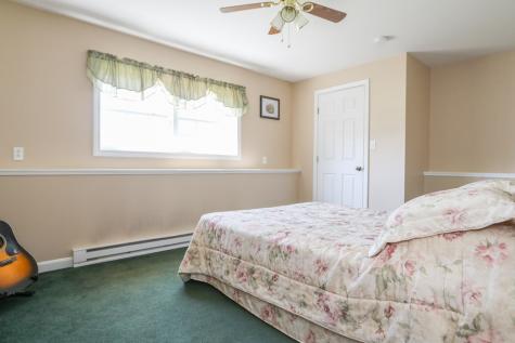25 Priscilla Lane Rouses Point NY 12979