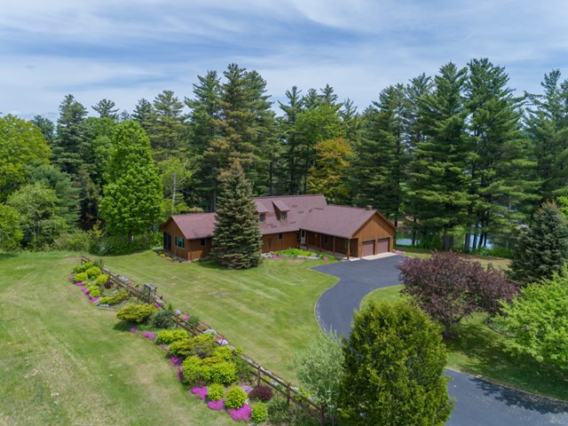 10 Beaver Way Elizabethtown NY 12932
