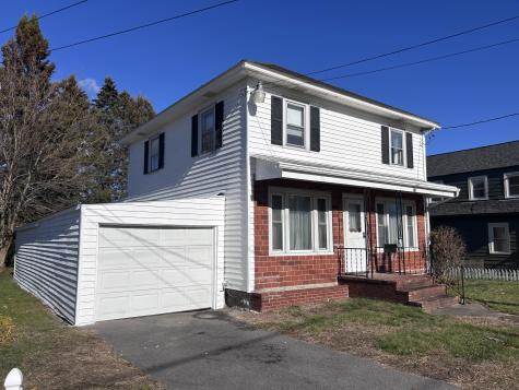 14 North Bend Street Peru NY 12972