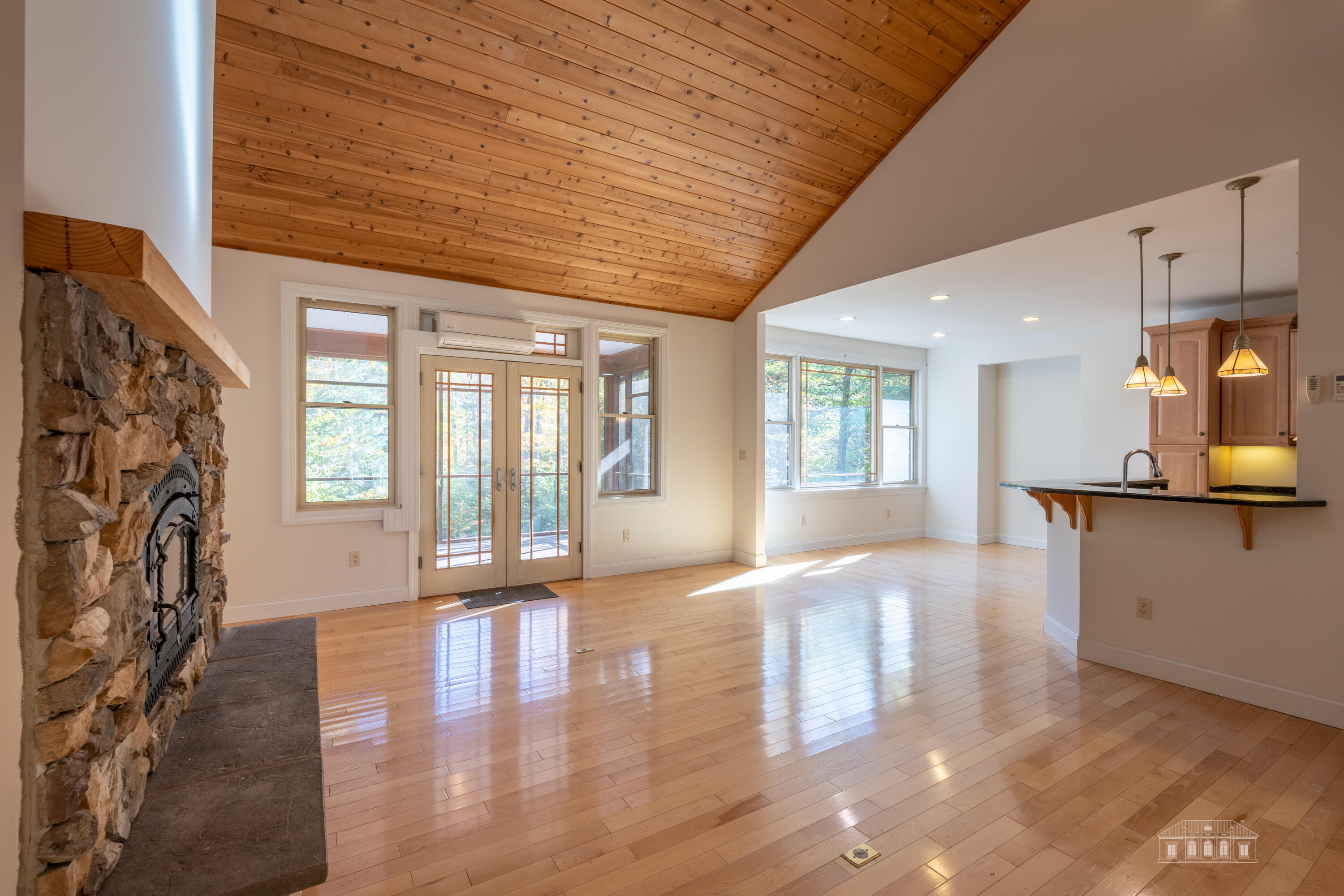 22 Lambs Way Lake Placid NY 12946