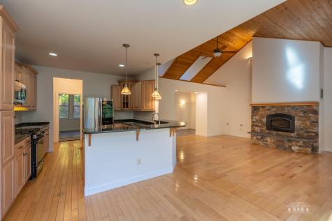 22 Lambs Way Lake Placid NY 12946