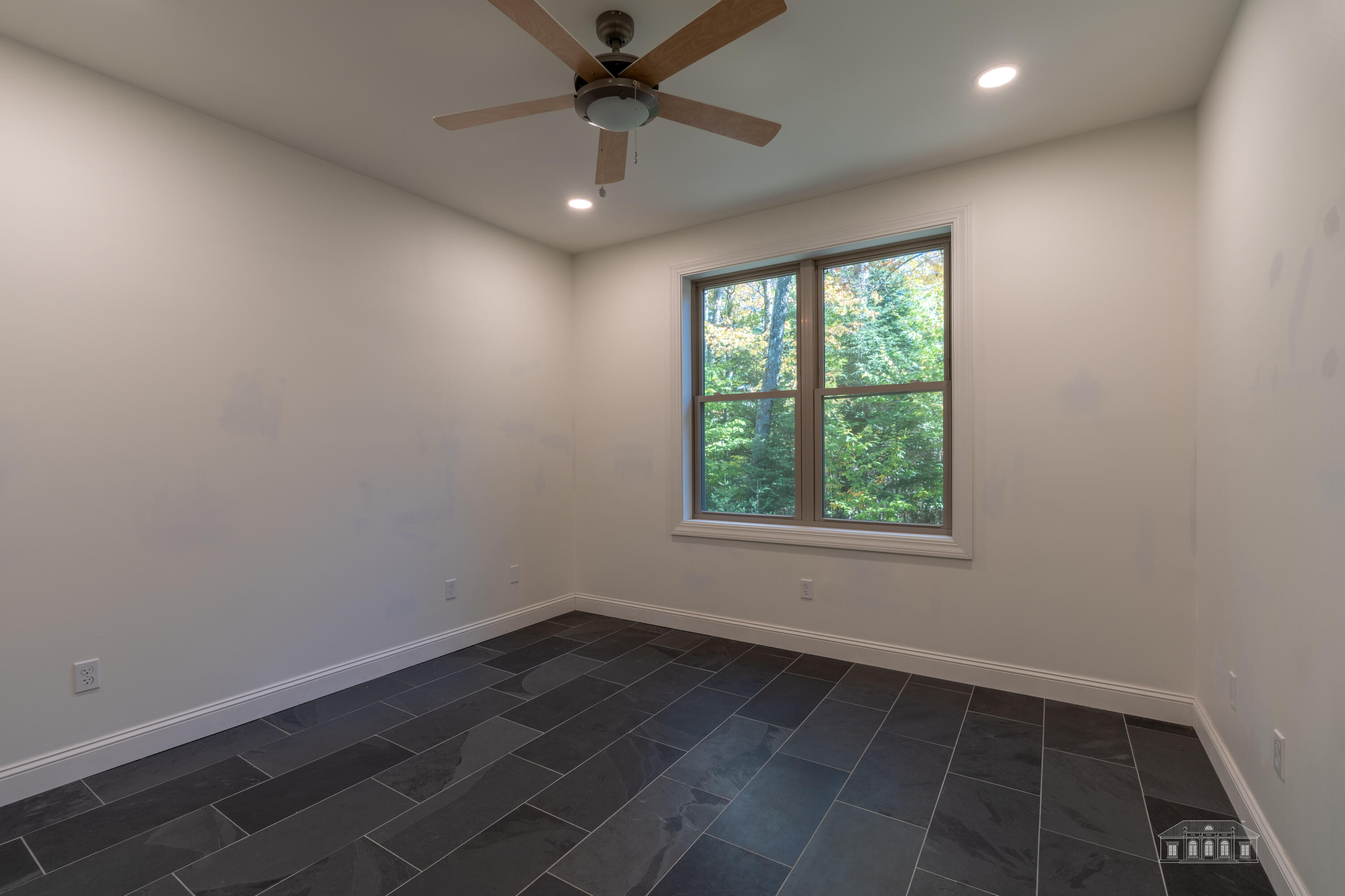 22 Lambs Way Lake Placid NY 12946