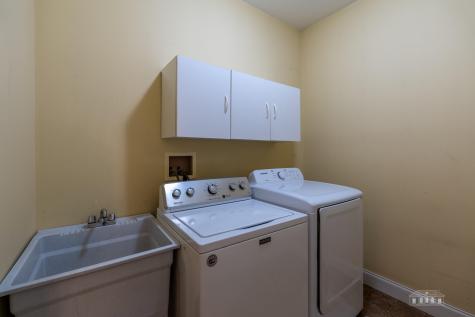 22 Lambs Way Lake Placid NY 12946