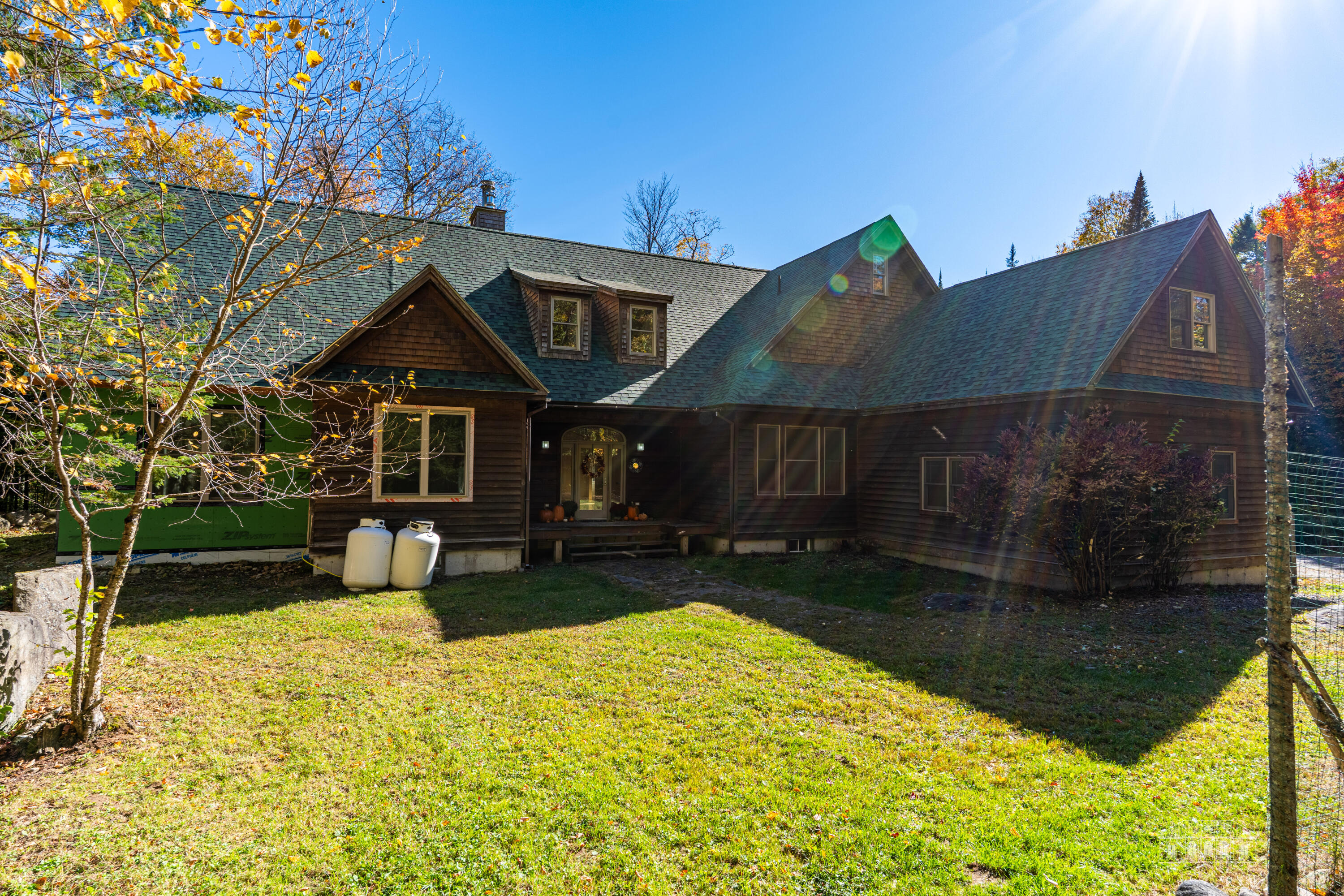 22 Lambs Way Lake Placid NY 12946