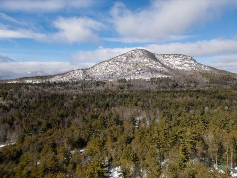 19 Hochsteig Lane Jay NY 12941