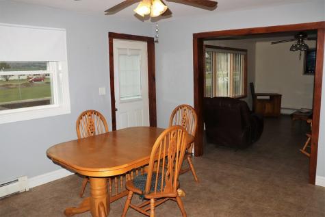 18 Mccutcheon Lane Saranac NY 12981