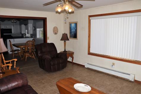 18 Mccutcheon Lane Saranac NY 12981