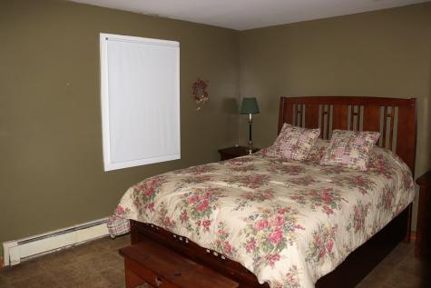 18 Mccutcheon Lane Saranac NY 12981