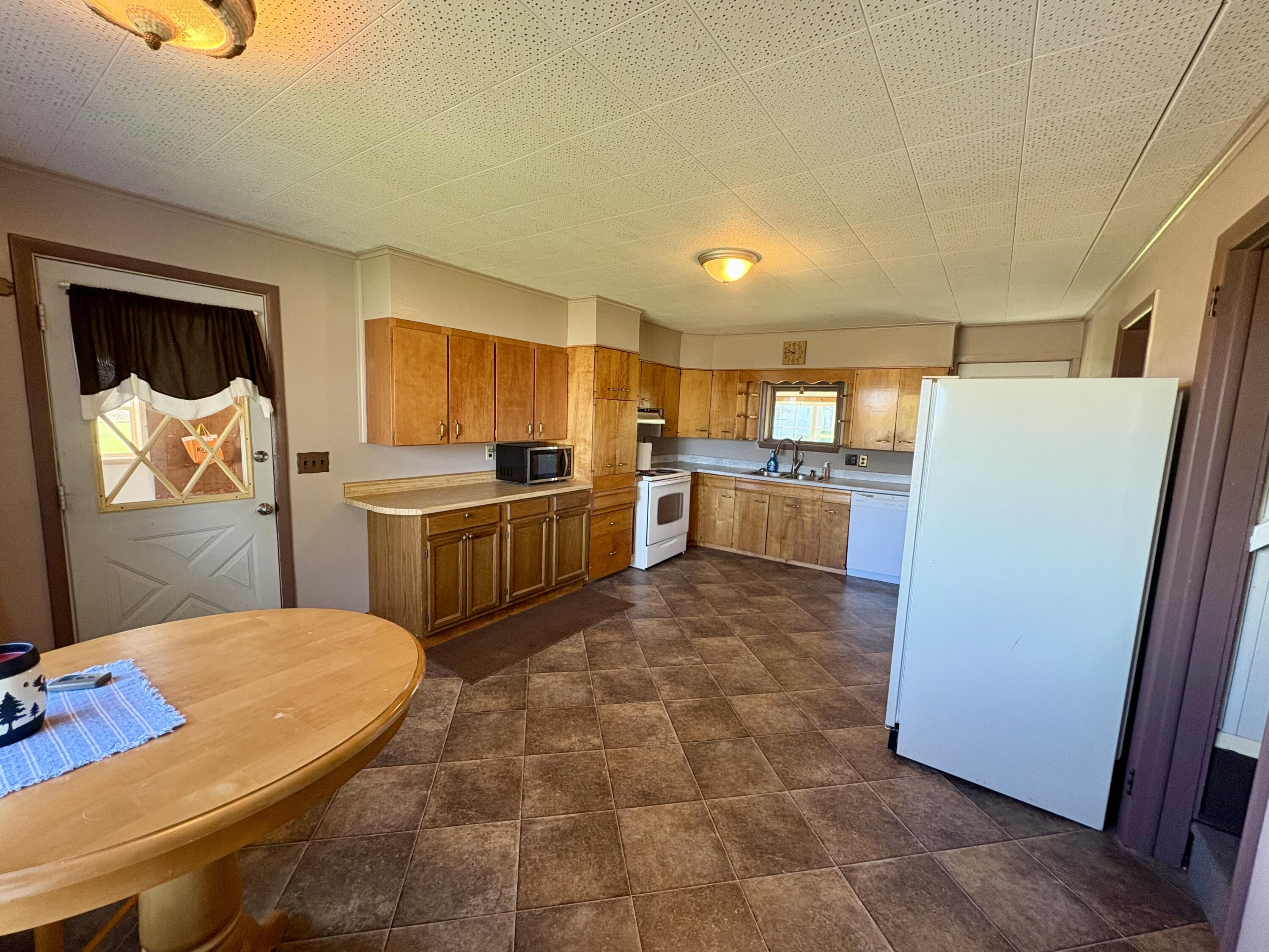 5204 U.s. 11 Burke NY 12917