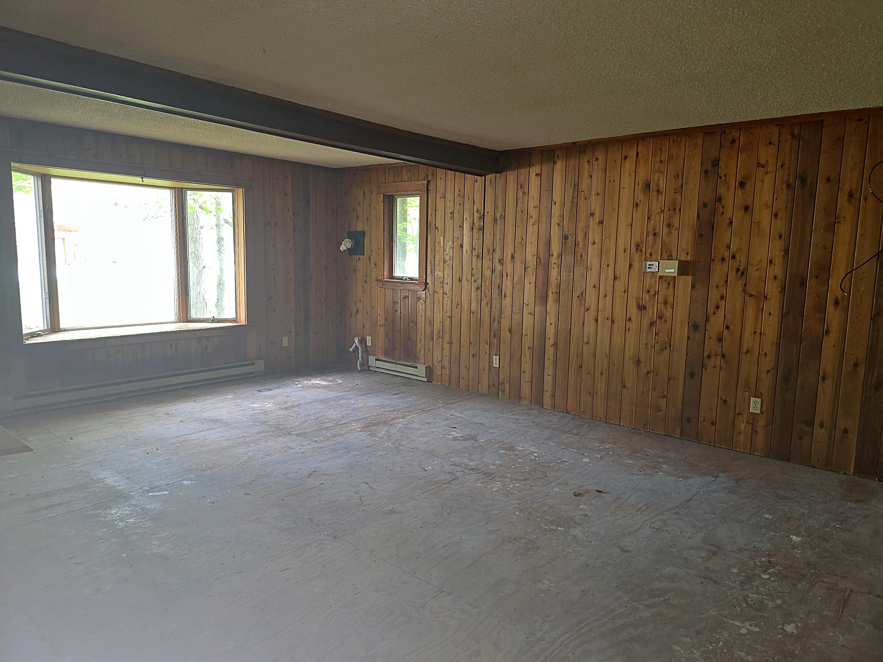 15 Brentwood Avenue Tupper Lake NY 12986