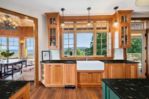 2226 Lakeshore Road Essex NY 12936