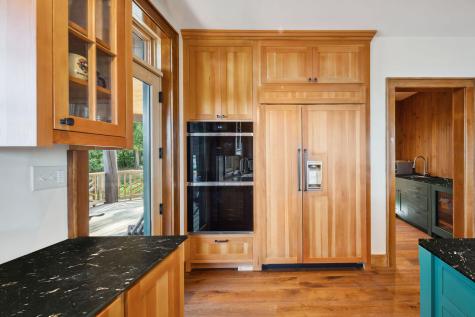 2226 Lakeshore Road Essex NY 12936