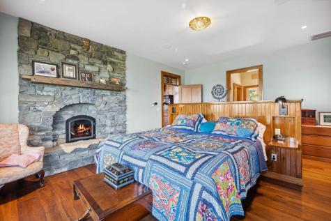 2226 Lakeshore Road Essex NY 12936