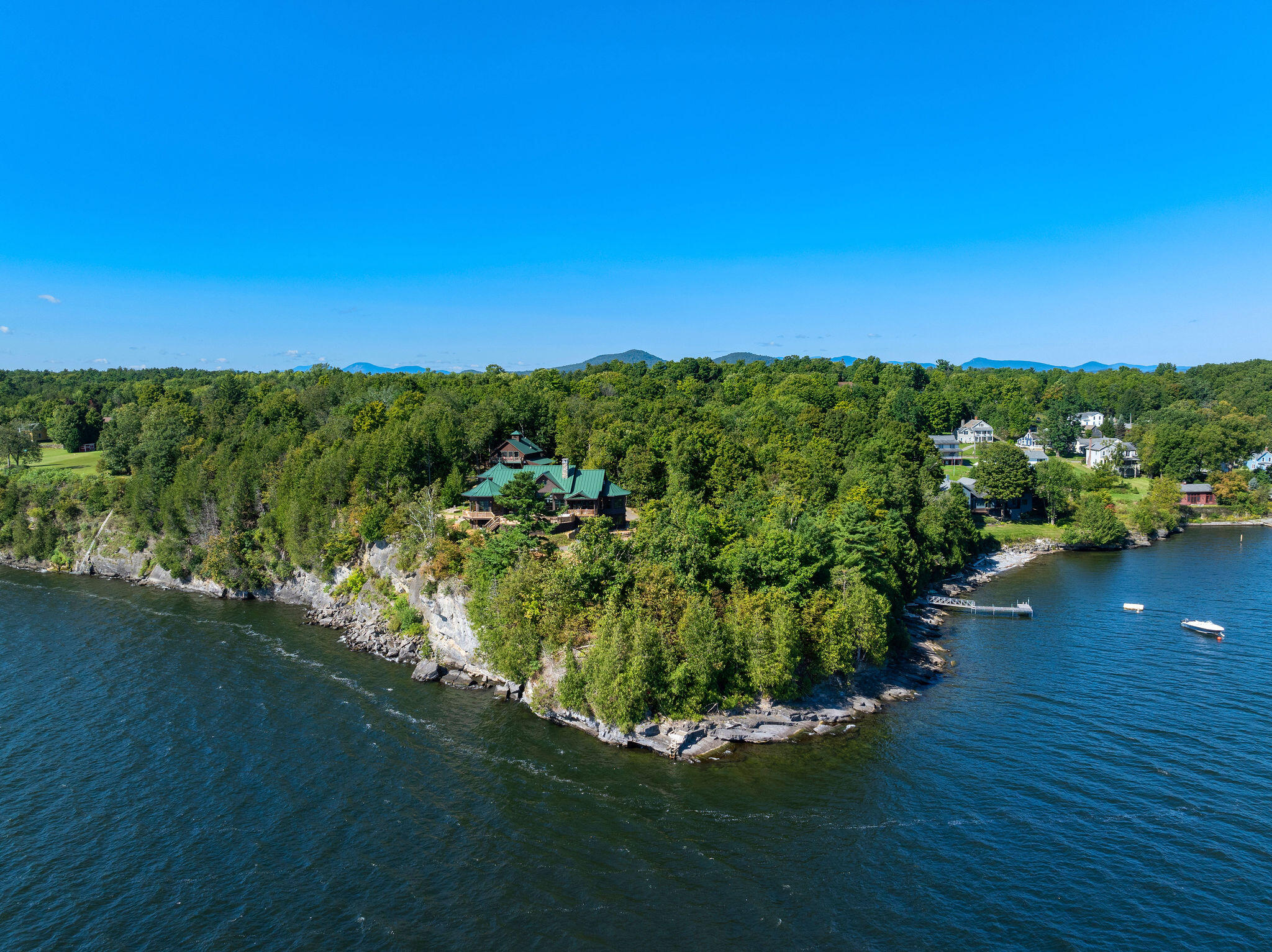 2226 Lakeshore Road Essex NY 12936
