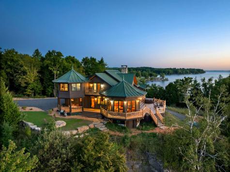 2226 Lakeshore Road Essex NY 12936