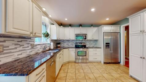 28 Twin Creek Drive Peru NY 12972