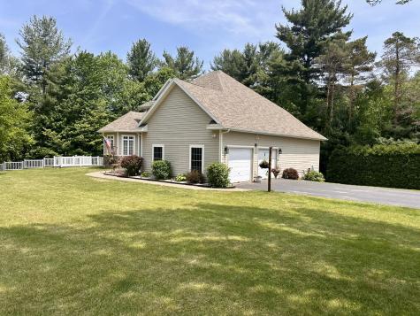 28 Twin Creek Drive Peru NY 12972