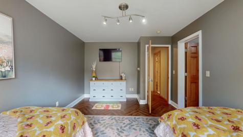 28 Twin Creek Drive Peru NY 12972