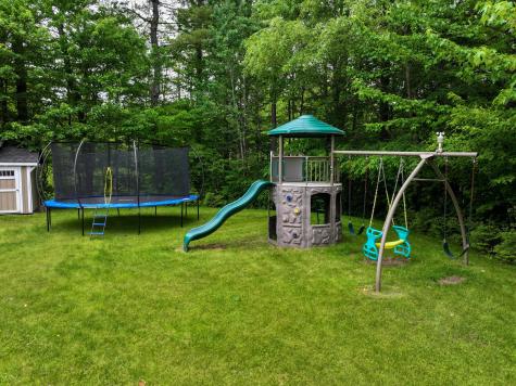 28 Twin Creek Drive Peru NY 12972