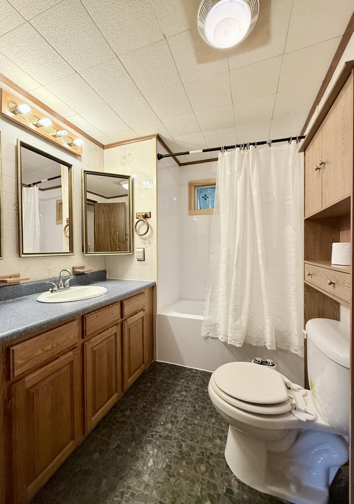 787 Clintonville Road Peru NY 12972