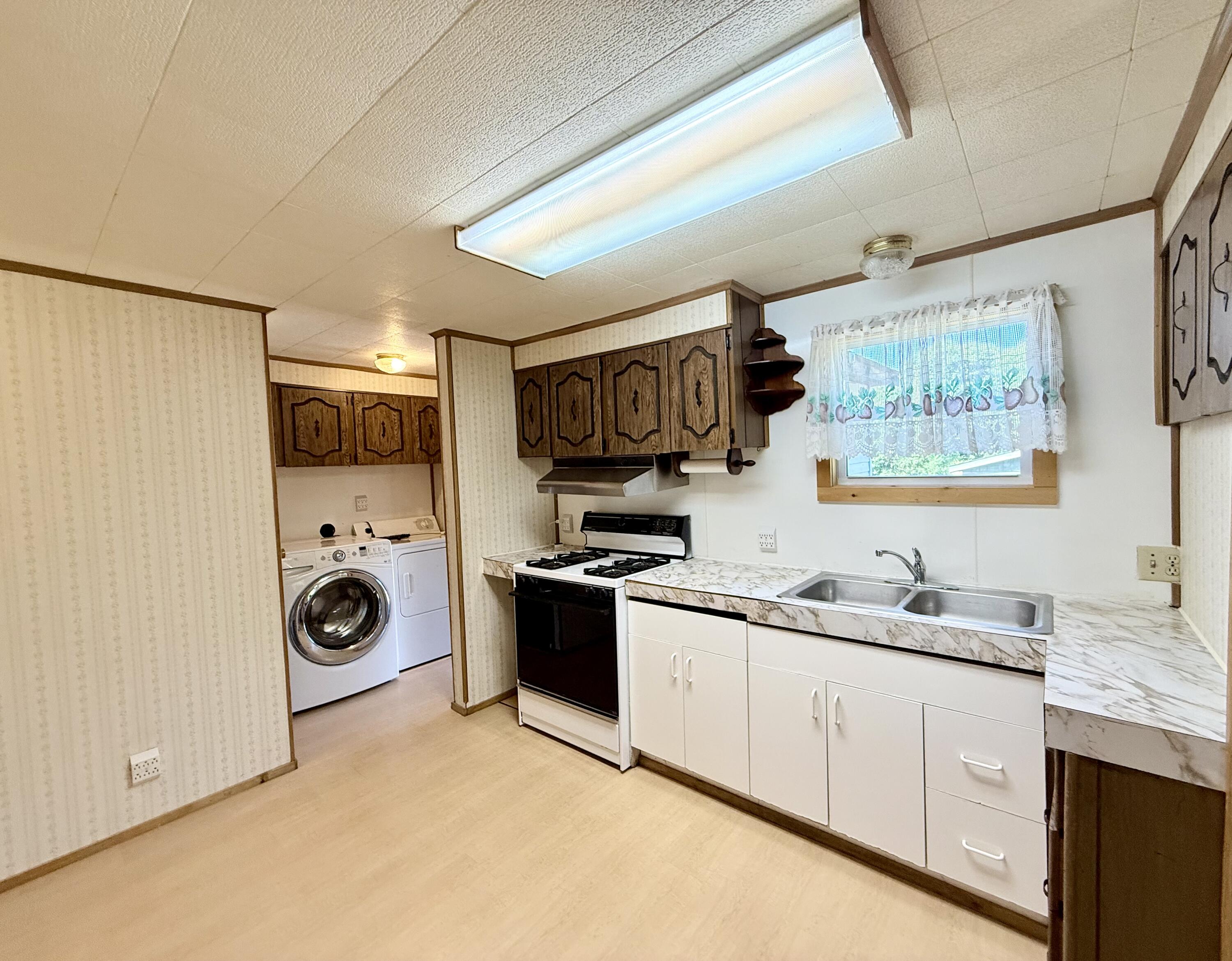 787 Clintonville Road Peru NY 12972