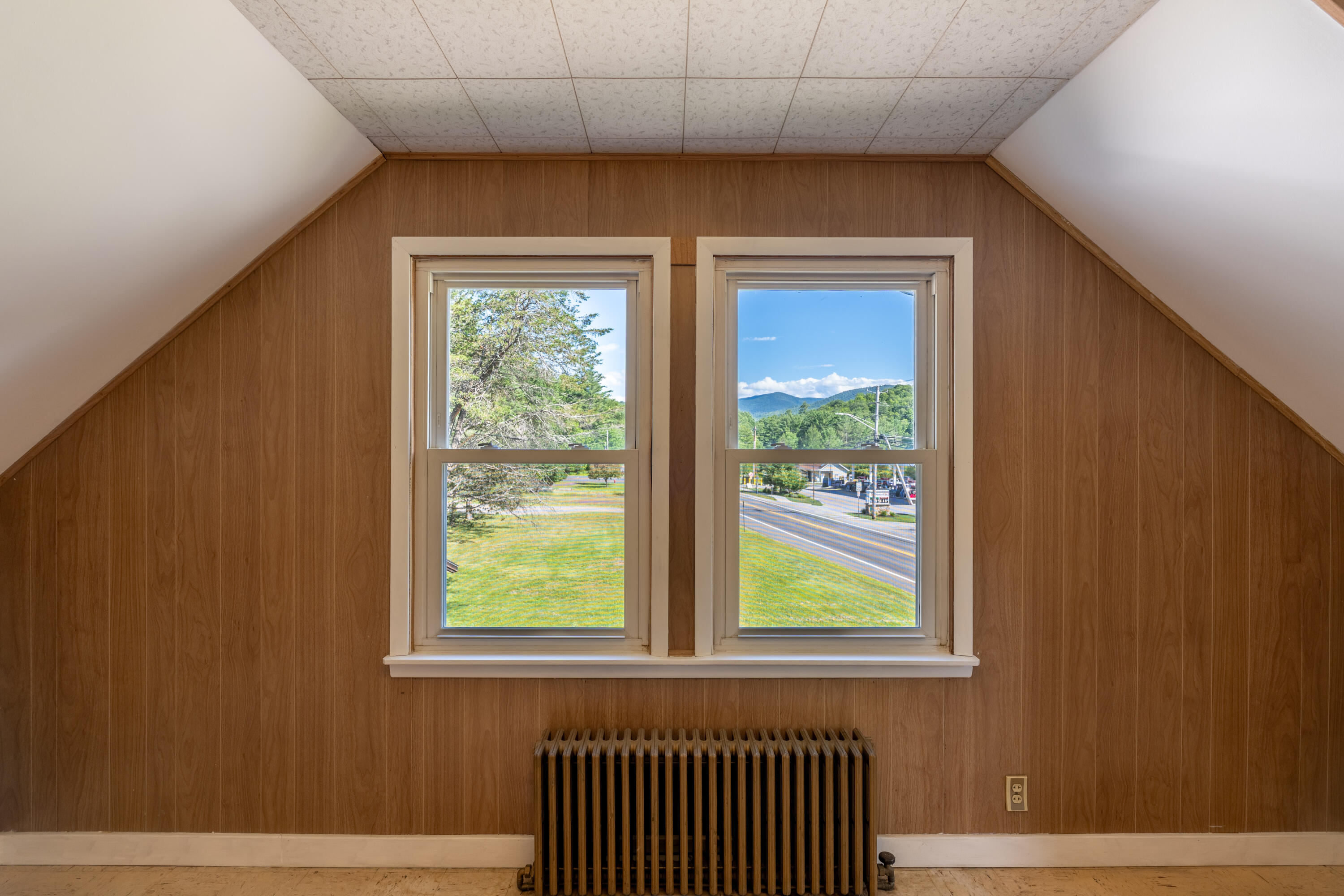10870 Nys Route 9n Keene NY 12942