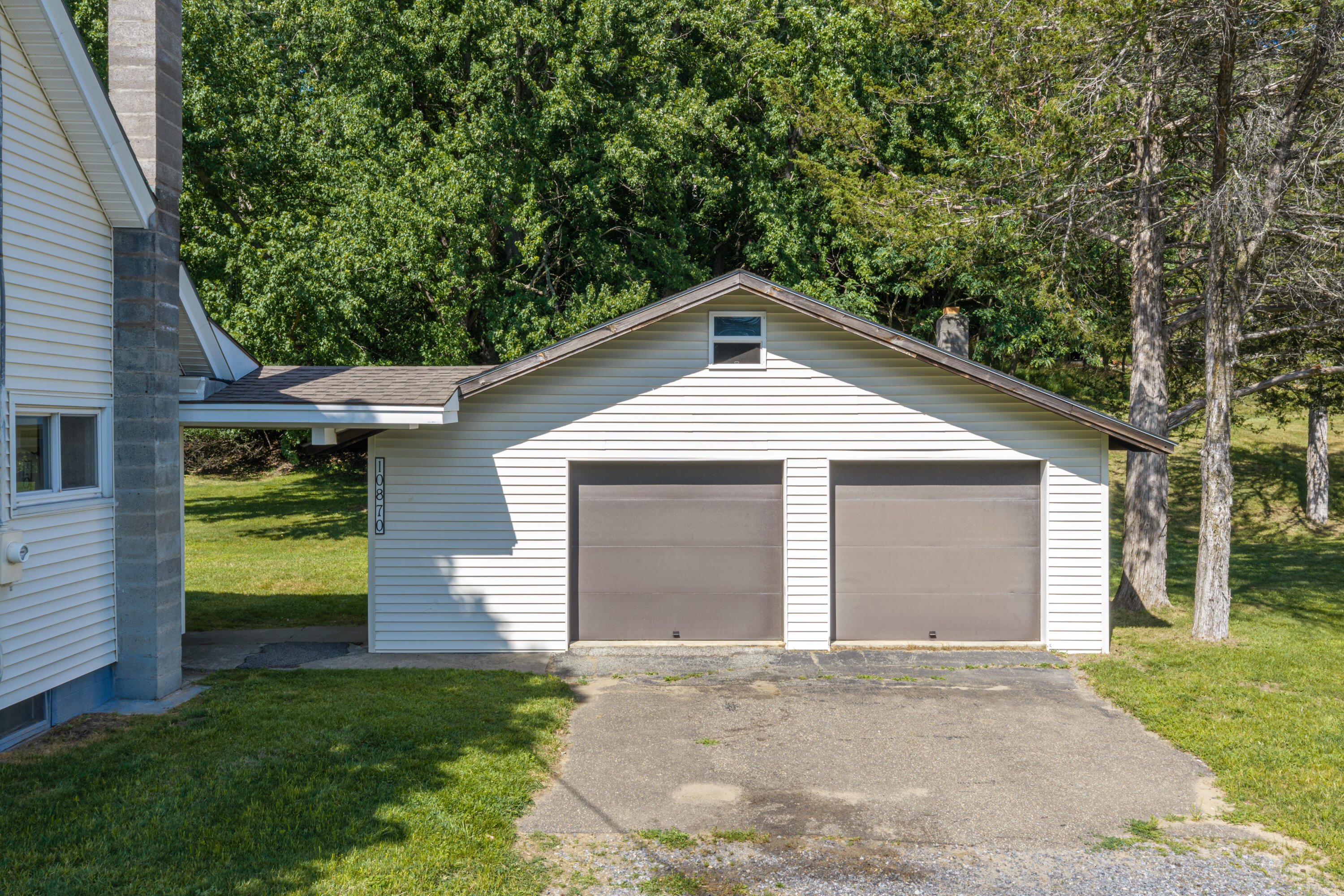 10870 Nys Route 9n Keene NY 12942