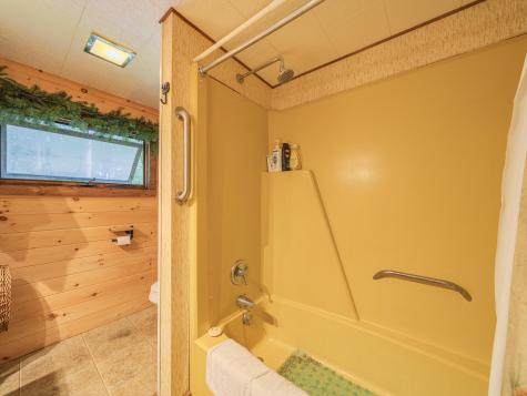 11 Bellevue Terrace Tupper Lake NY 12986