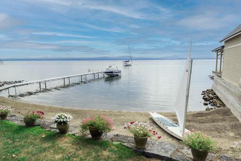 2783 Essex Road Essex NY 12936