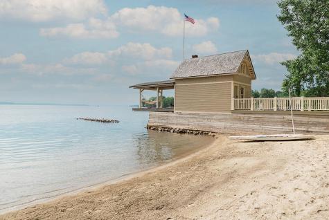 2783 Essex Road Essex NY 12936