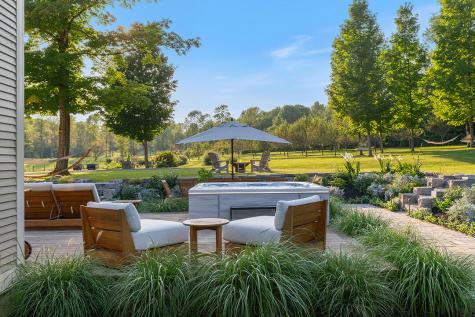 2783 Essex Road Essex NY 12936