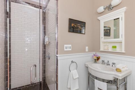 2783 Essex Road Essex NY 12936