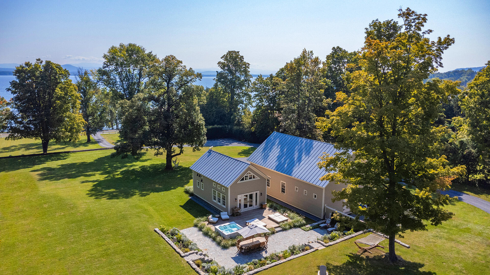 2783 Essex Road Essex NY 12936
