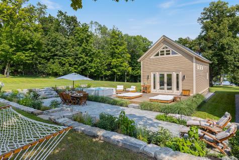 2783 Essex Road Essex NY 12936