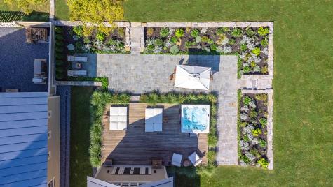 2783 Essex Road Essex NY 12936