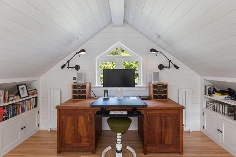 2783 Essex Road Essex NY 12936