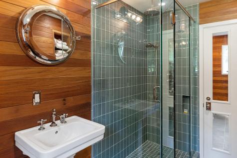 2783 Essex Road Essex NY 12936